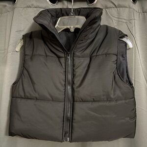 🎁5/$25🎁 Black MINI Puffer Vest - Size, XS